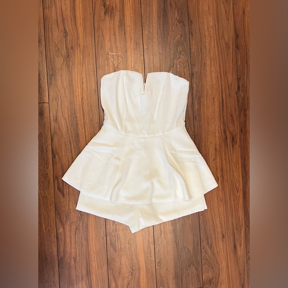 Pink Lily Playful Pursuit White Strapless Romper - Picture 3 of 6